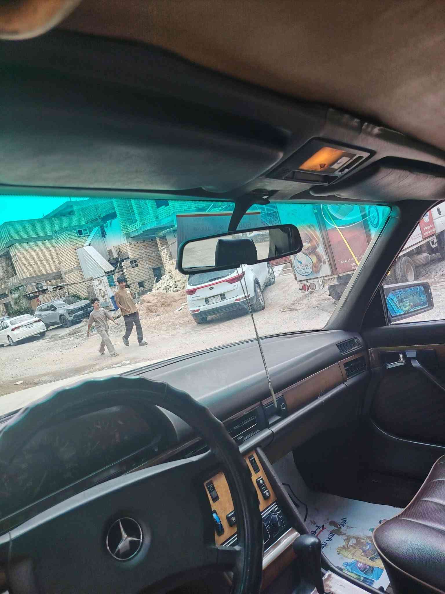 مرسيدس 300SE • ١٩٨٨ • حي اور