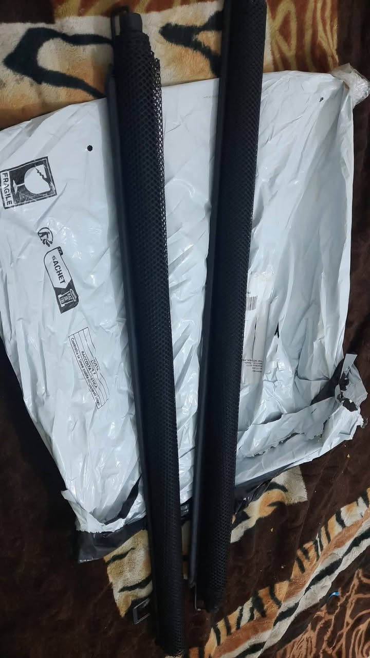 شلعه ب ٢٥ مع توصيل

نص مكتوب في الصور:
- THE DDS STORE
- 24 hours