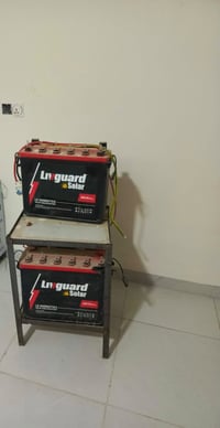 بطاريات C10 • ٢٠٠ أمبير • مستعمل ٦ أشهر
