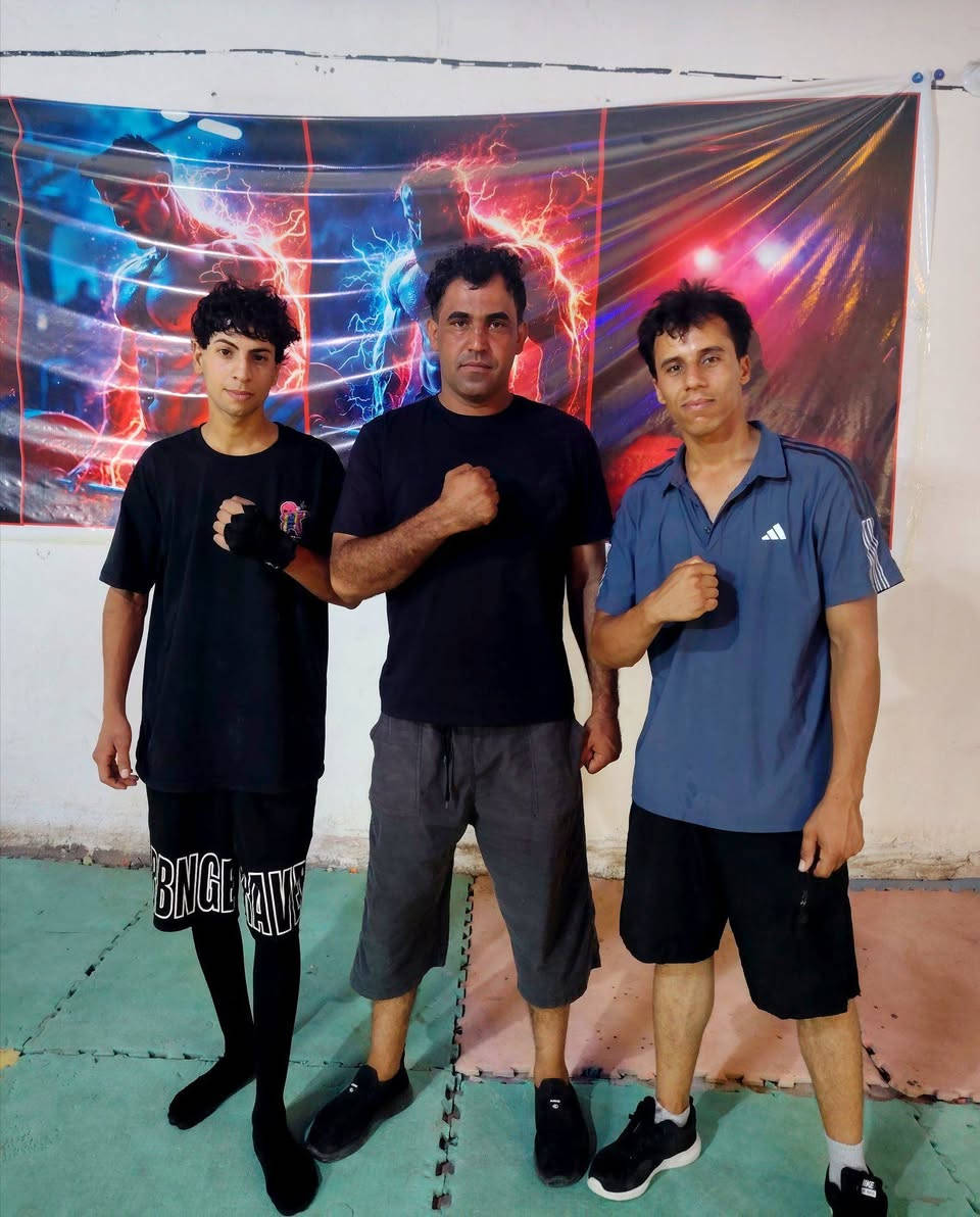التسجيل مفتوح لجميع الفئات العمرية 
 اكاديميه مصنع الابطال نادي السنيه كيك بوكسنك وملاكمه 
  توجد خطوط نقل لاعبين الاشبال  
عنوان الأكاديمية قرب الجسر السنيه ع شارع العام 
بقياده المدرب وحكم الاتحادي الكابتن حسين كريم 
للاستفسار الاتصال والمراسله على رقم التالي وتساب
***********
