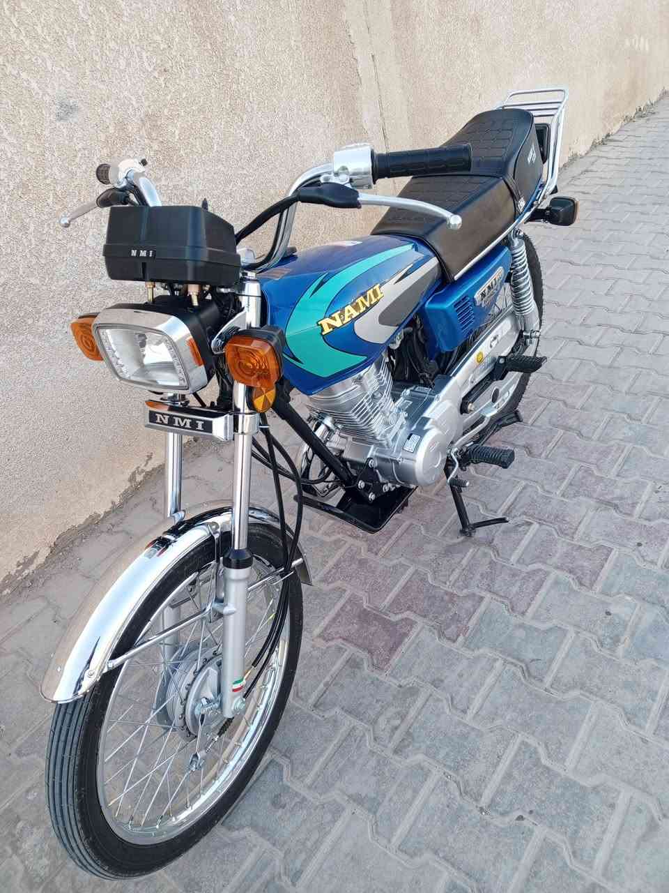‏السلام عليكم
‏نامه 4 گير للبيع شاصي اوراق سكنر 27 والغراض اصلي شلامجه صارلها اقل الشهر من عمرتها شلامجه من الطول للطول برغي امتياز ما بيها شرط الدراجه كفاله عامه مكاني كوت 
‏السعر 950 وبيها مجال قليل ***********

