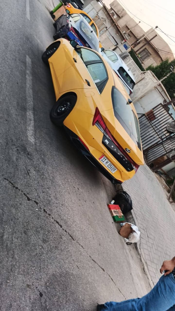 السلام عليكم النترا ٢٠٢٣ فول لمتد واحد على واحد حادثهة خلفي بس الجنطه بيهة تصليح ليبل واحد ارقام جديده مصفره هيئة وغرامات ماشية ٦٠الف مكانهة بغداد الكراده للإستفسار ***********
