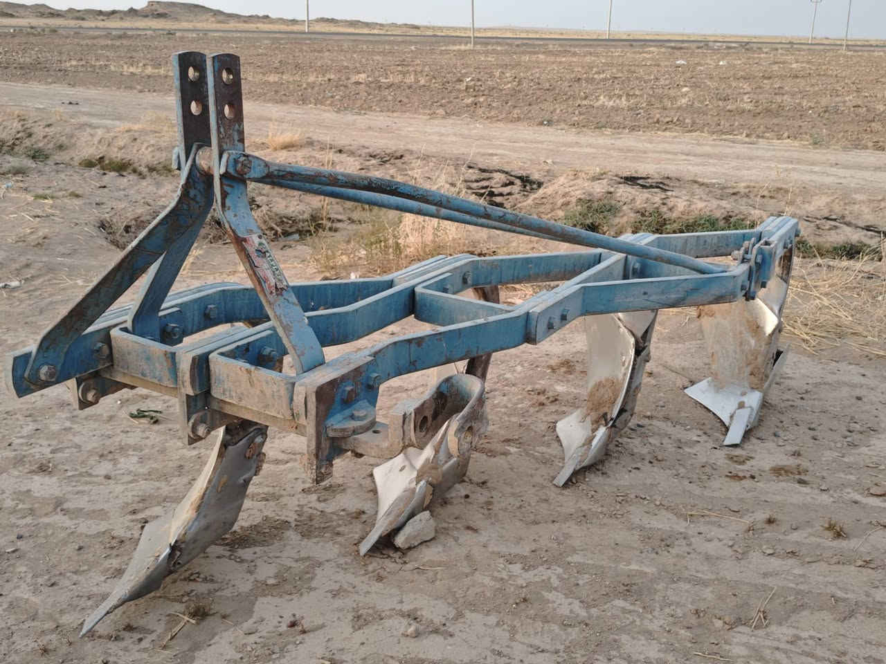 للبيع فدان حجم 14
قرصي رباعي نظاف بدون كسر بدون لحيم
***********
0772416026
الخاص مقلق
