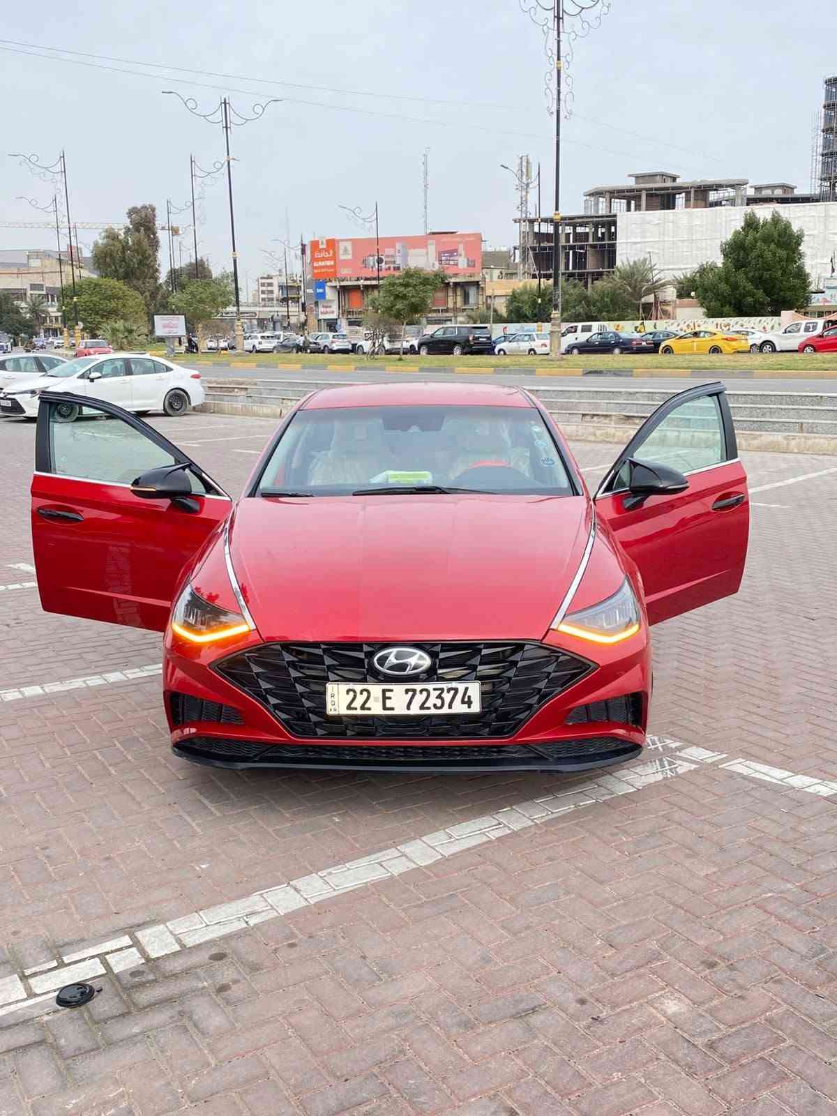 سوناتا لون مميز فول ماعدا البانوراما ماشيه 97 ميل
تشغيل عن بعد بصمه تشغيل وبصمة ابواب كشن كهرباء وهيتر 
رادارات اشاير بالمري 
اوتو هولد وبعد بيها هواي مواصفات
موديل 2021 اربيل مكينة 2500 تنفس طبيعي السعر 148 حدثه جوملغ وباب بدون دواخل بيع مستعجل ابسمي تحويل مباشر العنوان كربلاء *********** فقط بيع
