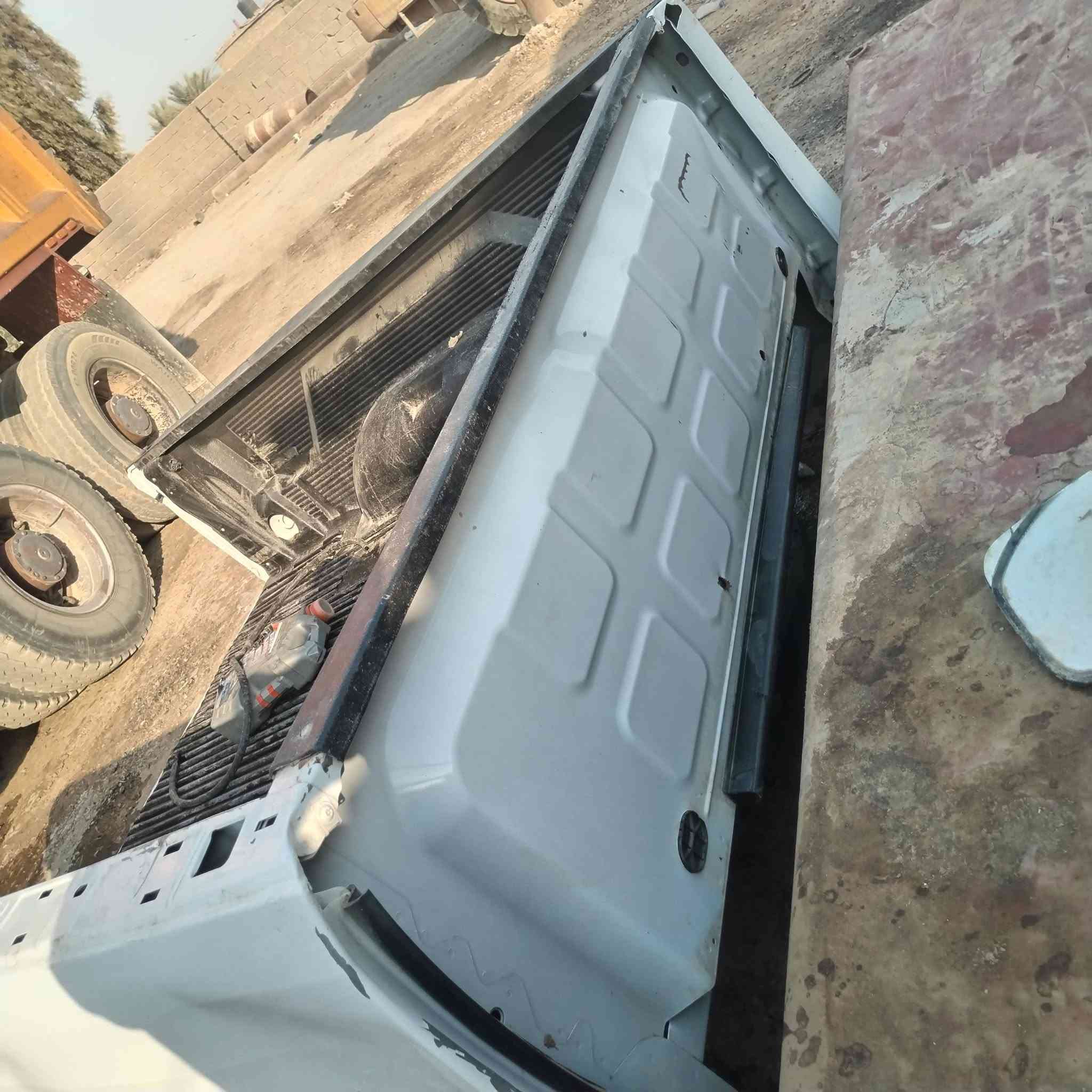 سلام عليكم بدي رام كلاسك موديل 23 لون ابيض بي بارد بل ذيول البيع عنوان بغداد السعر 4 ورقات وبي مجال الستفسار أكثر ***********
