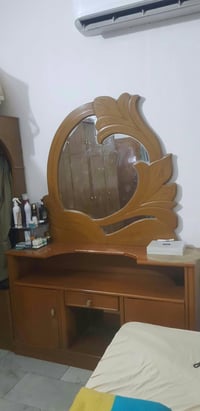 ميز تواليت