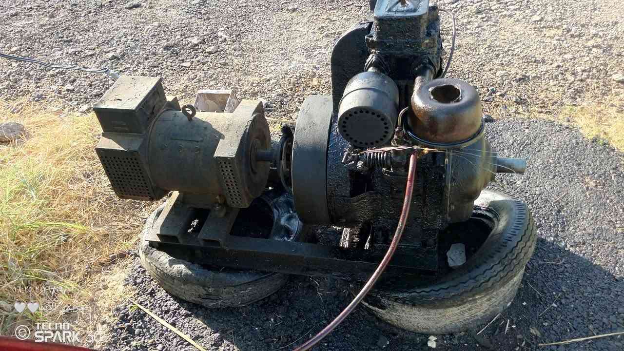 مولد هندي نضيف للبيع 7 ونص كيفي صارله عندي 3 سنوات تشغيله وتوليده يخبل خير من الله مكان واسط نعمانيه رقمي ***********
