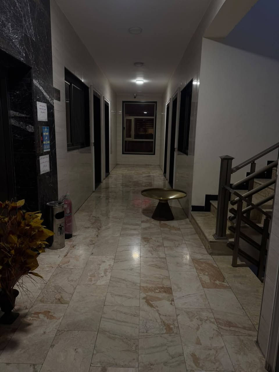 السلام عليكم
تتوافر لدينا شقق للإيجار في الكرادة داخل على جهة أبو نؤاس
🏠 تفاصيل الشقق:
• غرفتان نوم
• صالة واسعة
• مطبخ معزول
• مجمع صحيات
🏢 مميزات البناية:
• مصعد يعمل 24 ساعة
• كراج خاص
• باب البناية يعمل ببصمة
👨‍👩‍👧 شروط التأجير:
• للعوائل فقط
📱 للاستفسار والتواصل:
• الاتصال أو المراسلة على الرقم: ***********
📋 نستقبل جميع العروض:
• إيجار، بيع، شراء، إدارة أملاك، تصميم، وترميم.
#الكراده #ايجارات
