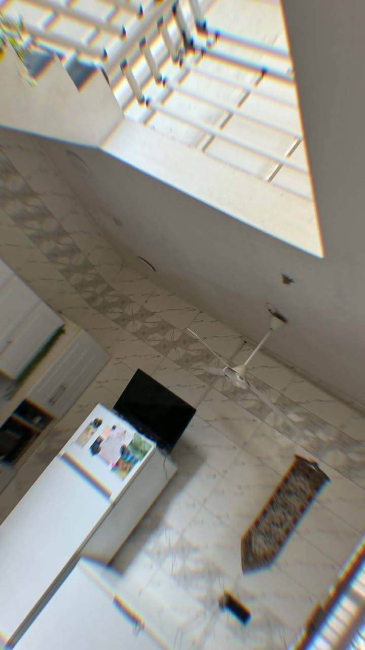 مشتمل للبيع حي الجامعه 
 بناء جديد المساحة 100 طابق واحد 
🏘🏘عنوان المكتب وسام الأماره للعقار🏘🏘 
🤝داموك حي الشهداء مركز شرطة
----------------------- للاستفسار مراسلة الصفحة
اتصال_ ،واتساب  
***********وسام الإمارة
*********** مهند الشمري
 ‏‪***********‬‏ فلاح ابوحسن الاماره
*********** طلال الشمري 
💬 “خلي عقارك بين أيدٍ أمينة – نوصل لك للمشتري أو العقار المناسب في أسرع وقت!
