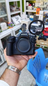 نيكون Z8 • عدسه 70-200 • شاتر ١٠٠٠