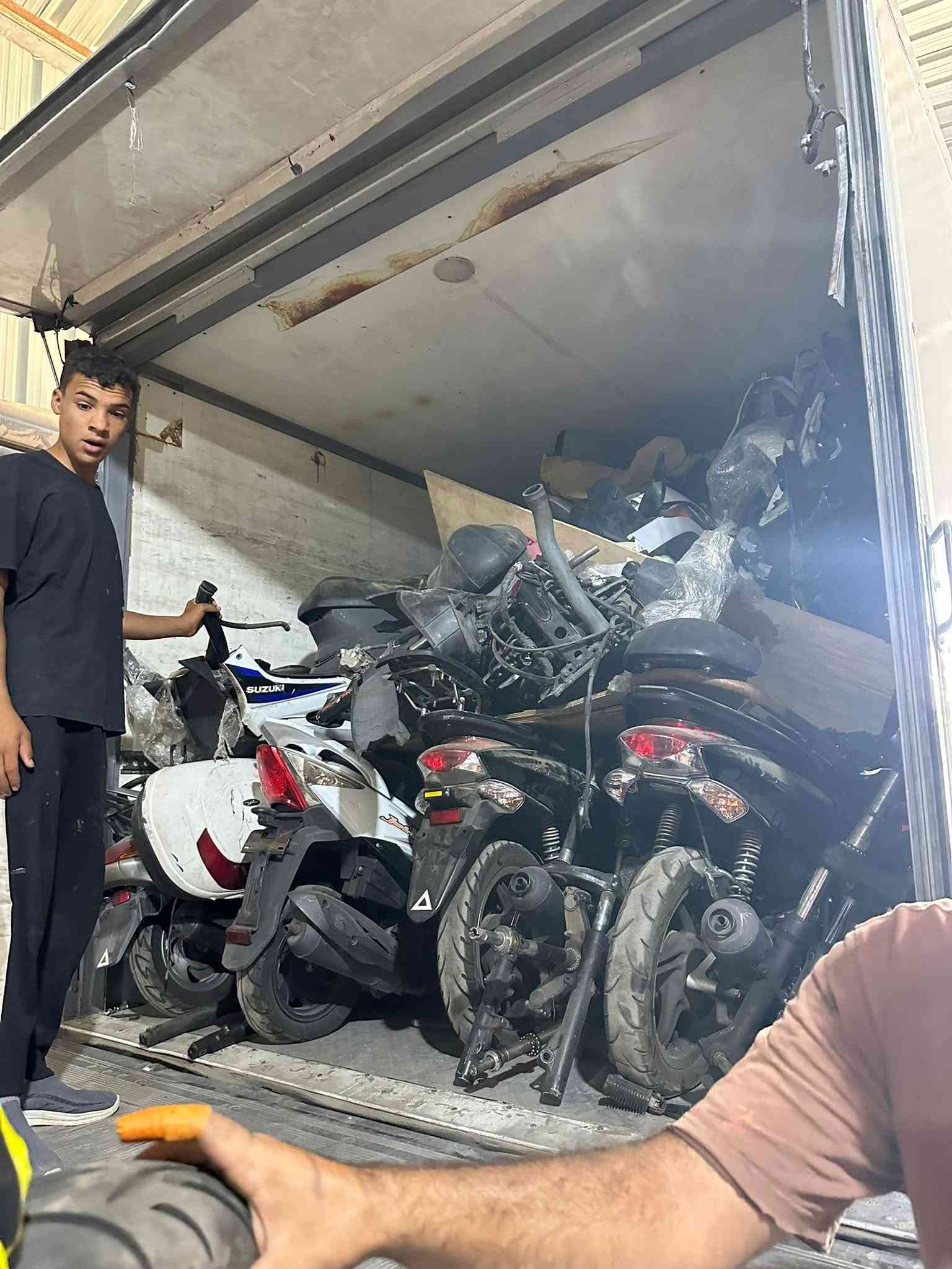 حاويه • تفضيخ • البصره