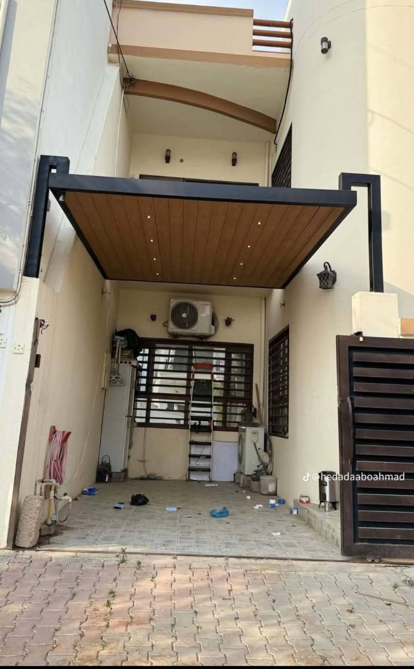 {{جانب من اعمال حداده النوارس}}
((حداد متنقل داخل الكوت📢))

جميع انواع الحداده 🚨

ابواب🚪 شبابيك🪟 محجرات صقايف كي سبان كرفانات 🏠

متابعه لصفحه فضلاً وليس أمراً 🌹 

https://www.facebook.com/profile.php?id=61587617532173 

تواصل📍 وبانسب الاسعار 💸

‏‪***********‬‏اتصال 

***********واتساب

نص مكتوب في الصور:
- @hedadaaboahmad