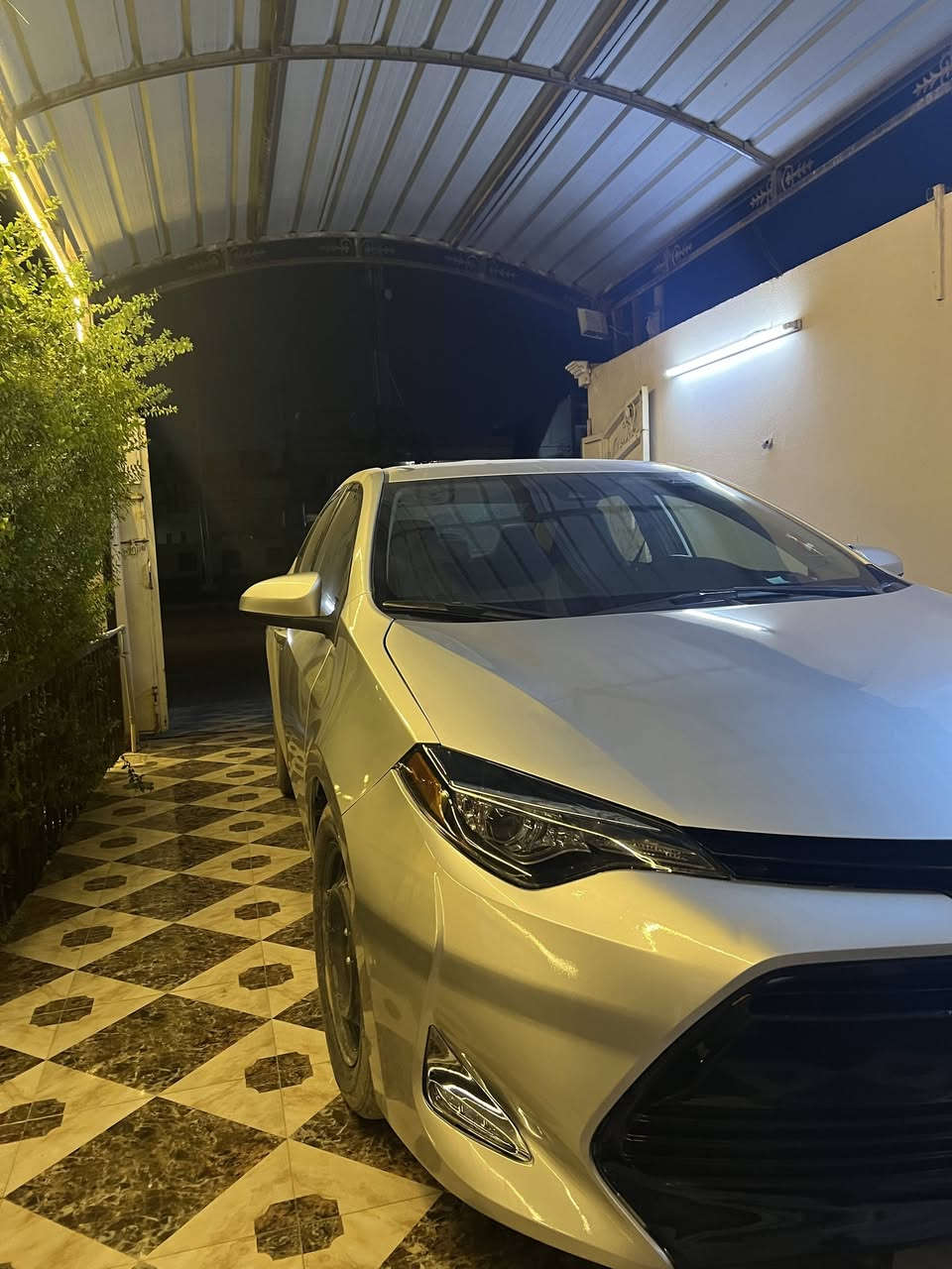كورلا موديل 2018
بيها 3 قطع جامرلغين وبونيد 
رقم كركوك شرط التحويل 
بيها بطاقه بانزين 
السعر اتصل على الرقم 
***********
وتدلل
