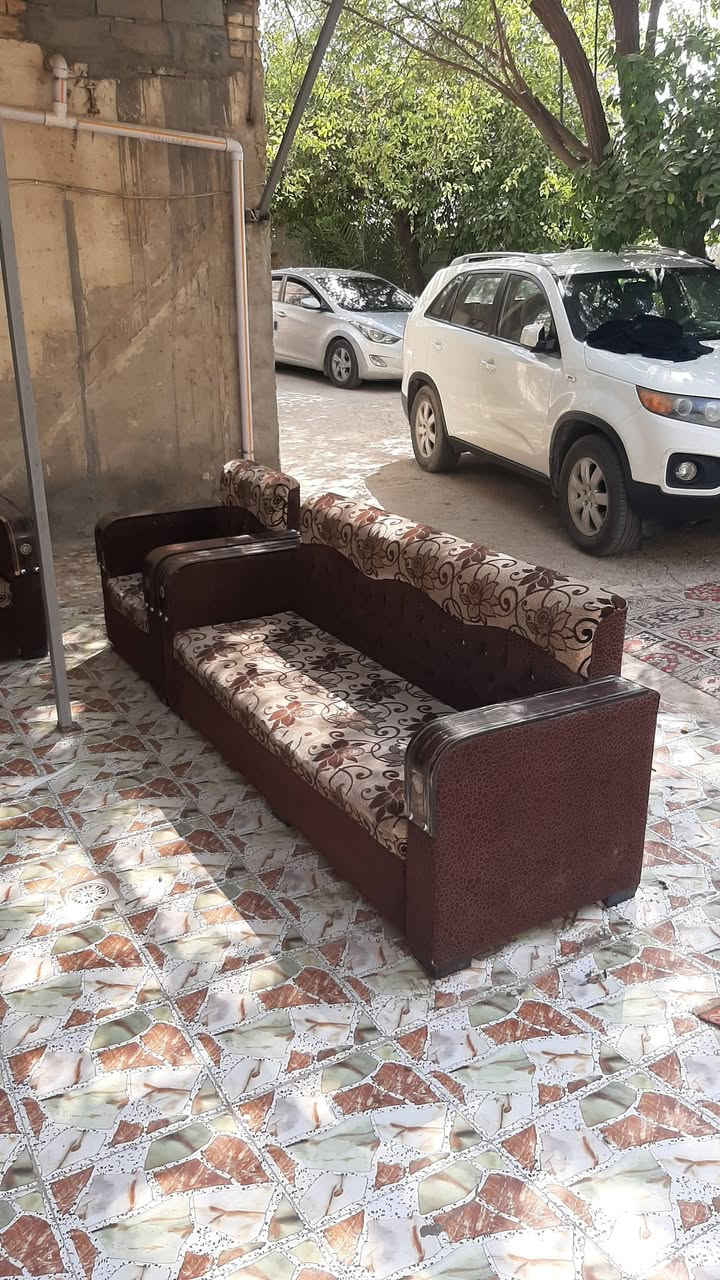 متوفر تخم ١٠ مقاعد  مستخدم
كربلاء سيطرت الابراهميه 
السعر ٢٠٠
***********
