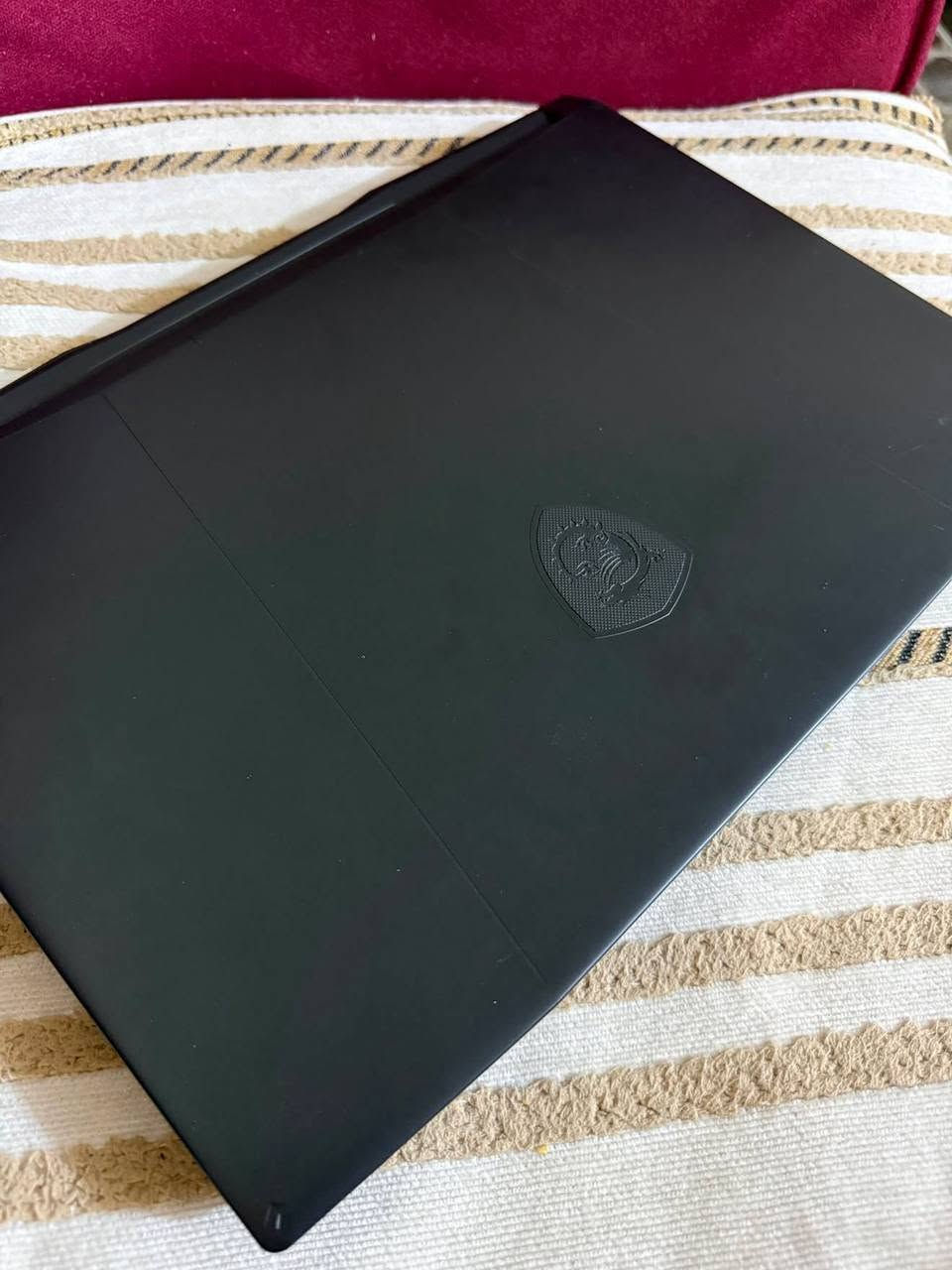 لابتوب للبيع
السلام عليكم، لابتوب كيمنك للبيع 
MSI Katana 15 HX B14W, Intel Core i9-14900HX, RAM 16GB, SSD 1TB, NVIDIA RTX 5070 8GB 2k 165hz

استعمال اقل الشهر. بعدها داخل الضمان عد النبع
جديدة حرفيا
سبب البيع، انا كضيت عمري ع ال macos
عطلت لابتوبي القديمة جبت هاي عود للتغيير وتندمت بقيت استعمل لابتوب الشركة وعايفها نايمة بالبيت

السعر 2 و400 وبيه مجال

للتواصل ***********
واتس اب 
الماسنجر يعلك عدي

