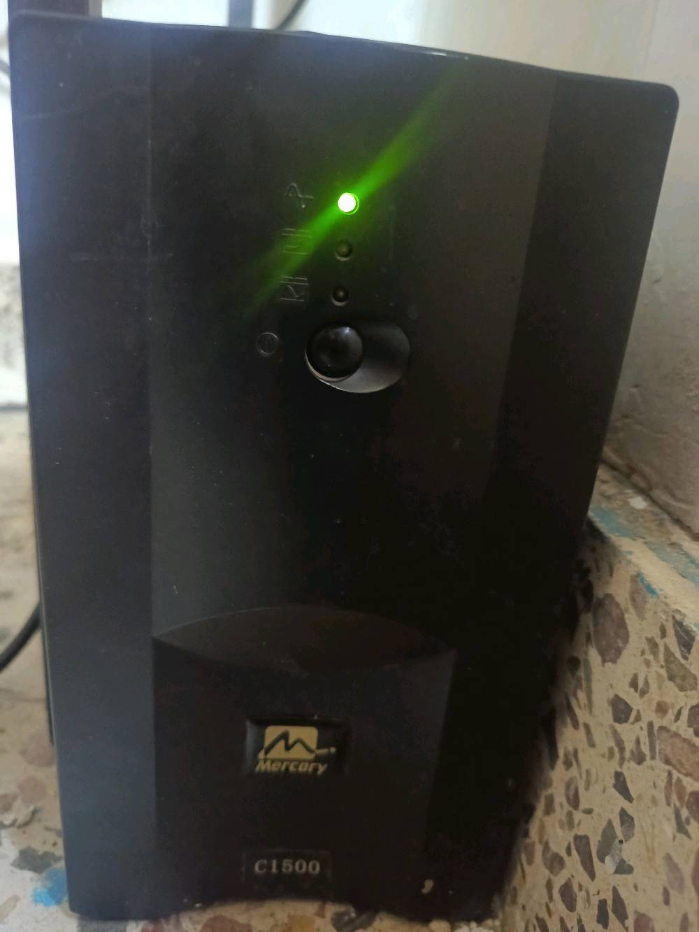 سيت اب كامل للبيع
السلام عليكم 
كيس + شاشة + ملحقات للبيع 
كيس مواصفاتة
r5 pro 3350g + stock cooler
rx 570 8gb asrock
mb msi a520m-a pro
ram 16 8*2 3200mhz lexar
ssd 120gb addlink
hdd 1tb
psu 500w warrior
case gamdias 3 fan مكسورة جامته
شاشة patriot ماخذها من انس
180hz 24 inch 0.5 ms fast ips
ملحقات ماوس لوجتك g402  Hyperion fury
كيبورد ردراكون اش
يو بي اس 1500va

السعر 600 الف
رقمي ***********
عنواني بغداد الدورة توصيل ماعندي