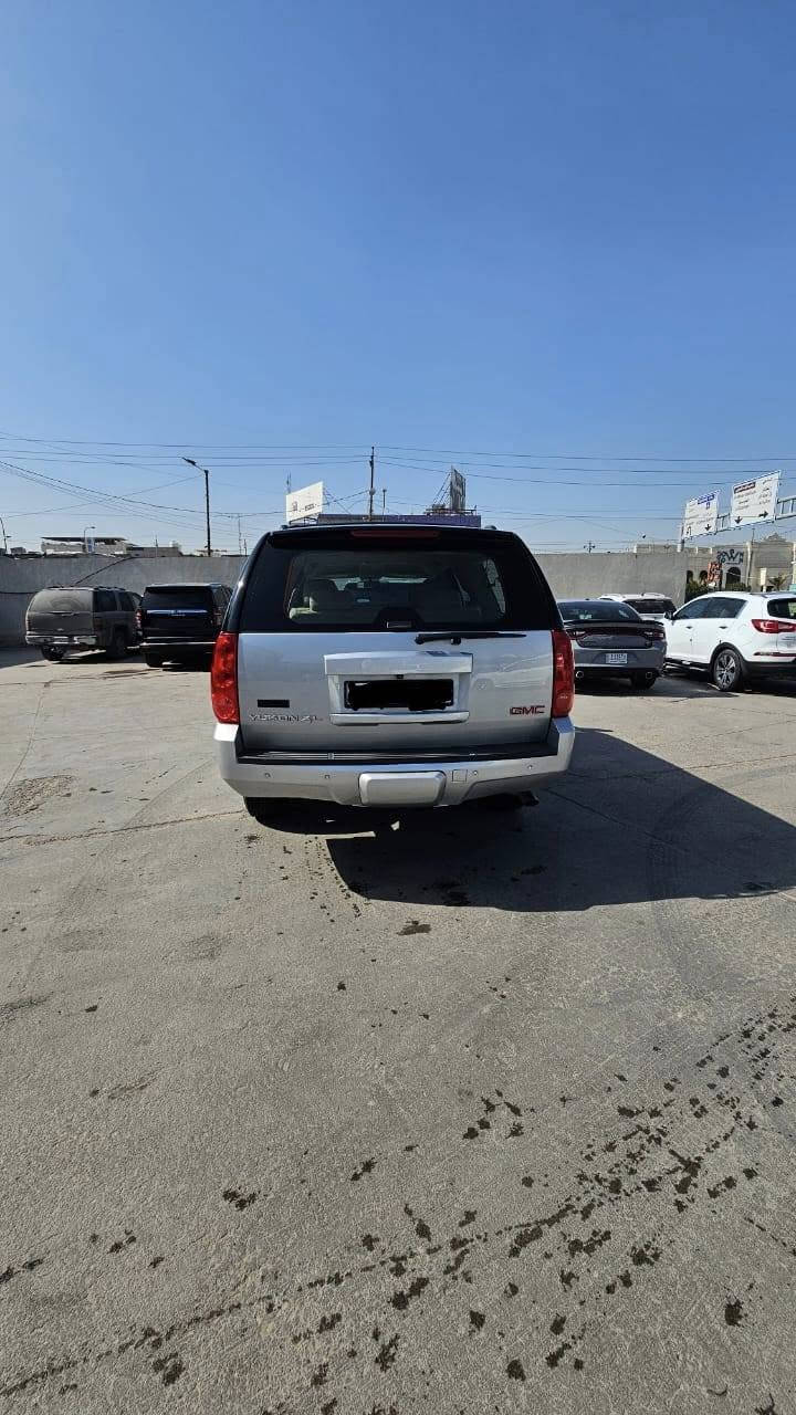 يوكن فحل طويل 2013 جديدة السيارة رقم بصرة باسمي 8 براغي خليجي بيه جاملغ صفحه السائق بي صبغ بدون ضربه مصبوغ بالكويت والباقي كفاله برغي مامفتوح شرط بدوم مراوس بيع فقط تحويل ثاني يوم 
*********** واتساب واتصال مكاني البصرة السعر 245 $
