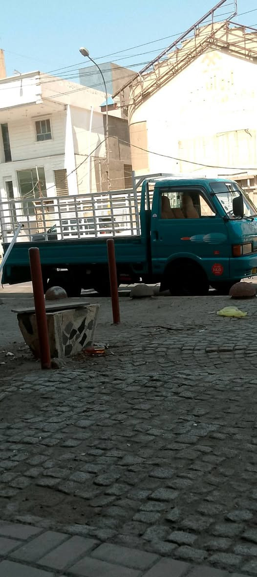 السلام عليكم كيا بنجو موديل 93 رقم بغداد مكان الكراده شارع النضال ***********
