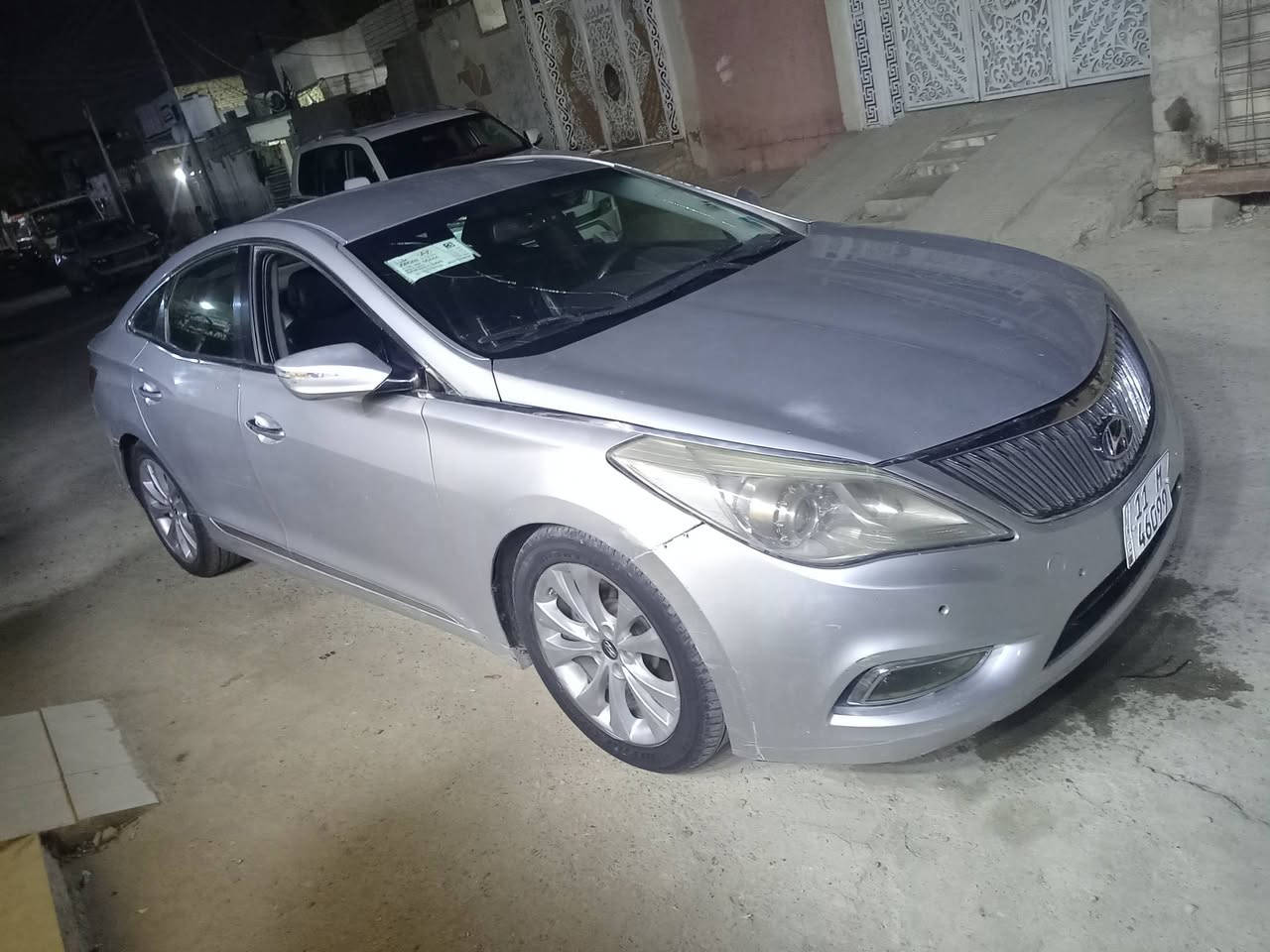 السلام عليكم سياره للبيع نوع ازيرا وارد امريكي ضررها بنيد وجاملغ موديل 2014 رقم بغداد مشروع وطني سنويه 2030 سياره جاهزه مابيه نقص محرك كير تبريد حداده تخم تاير كله جديد ومكفول موصفات نص فول مكان السيارة ميسان السعر 78 وبيها مجال الشراي يتصل *********** اااا ***********
