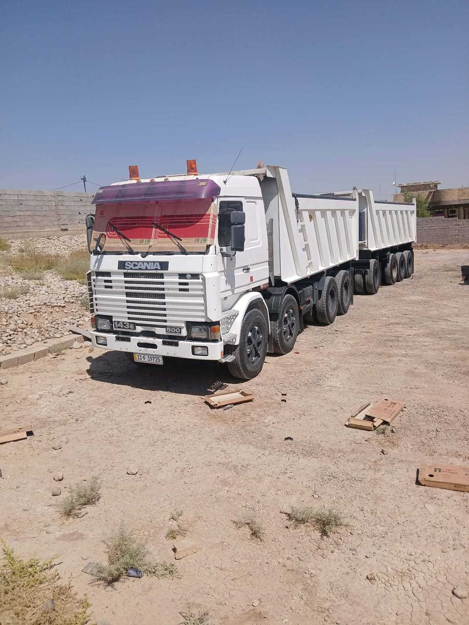 سياتين سكانية عكرب البيع مكينة صفر عشرة كير3x3 تخم تاير مربوطة قاطرة ومقطورة مامتواجد فيس النتصال ***********
