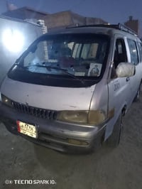 كيا بريجو للبيع موديل 97 مصفره غرامات هيه عليه سنه وحدة مكينة وكير وكس...