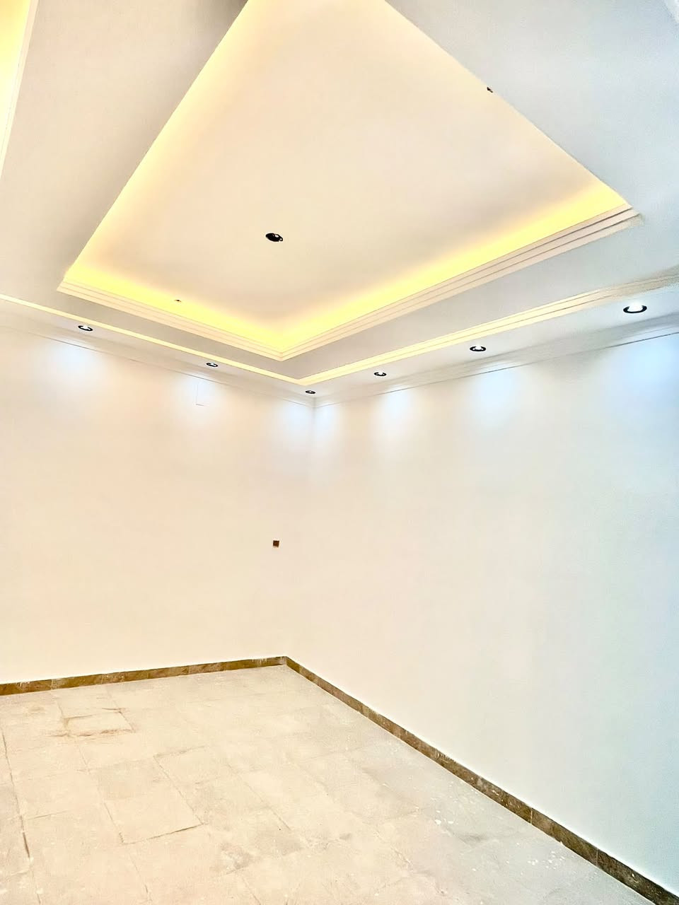 * أعمالنا تتحدث عن الجودة والإتقان.✨
* نصنع الجمال… ونترك الأثر.💁‍♂️✨

للإستفسار واتساب📞 ***********

