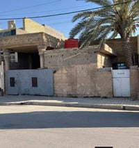 بيت قديم • ٢٠٠م • ٥٠م من السوك