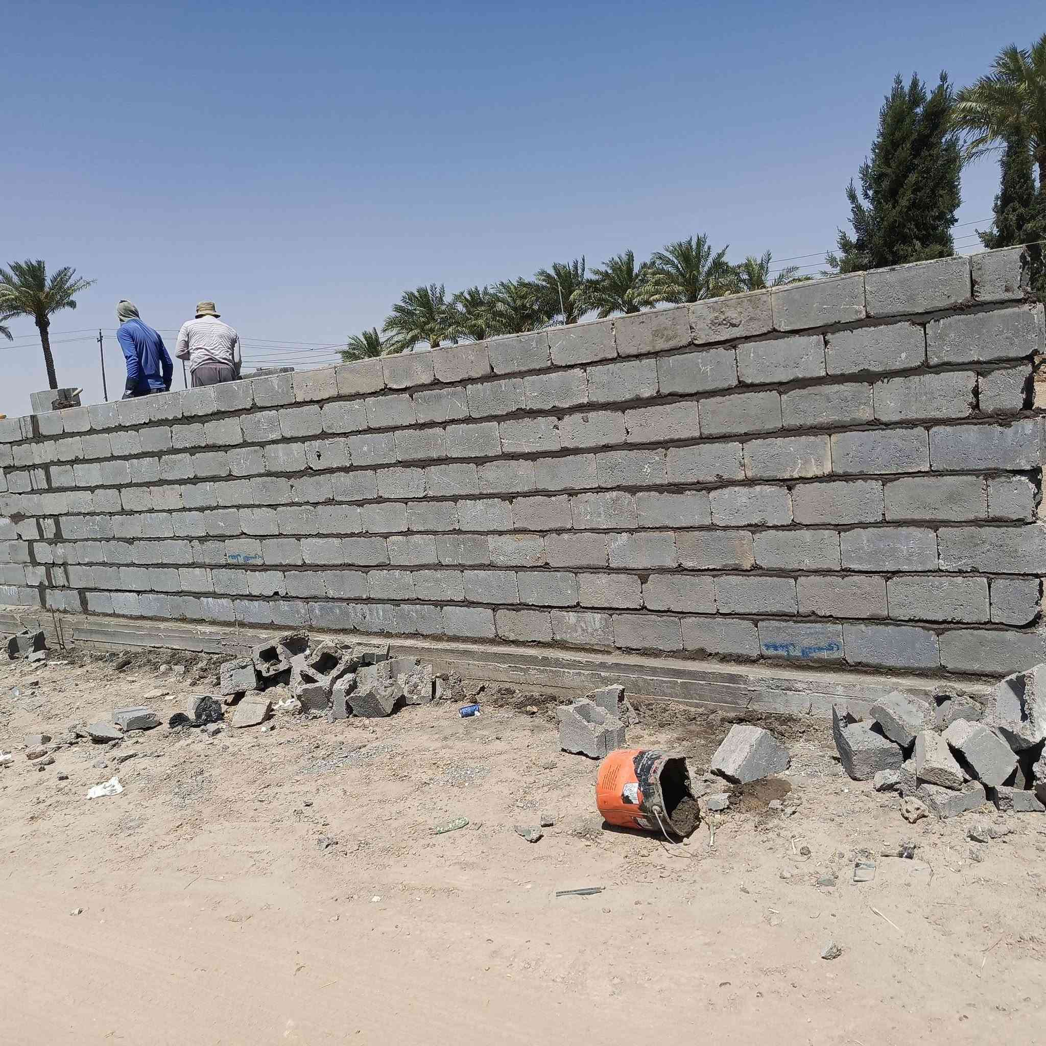 سلام عليكم خلفه بناء بلوك طابوك فرمستون قطعي يومي نشتغل جميع المناطق بغداد الكرخ
*********** انتصال بي واتساب
