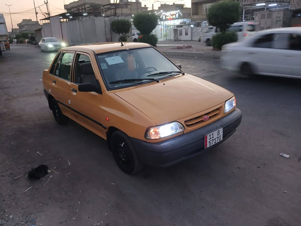 سلام عليكم سايبه موديل ٢٠١٢ رقم نكليزي بغداد بسمنه مصفره هيه و غرامه سنويه جديده تخم تاير جديد مكينه و كير جدد كهربايات كله شغاله برغي ما بيه نقص بطنه جديد كله بلادي بطنه مكاني بغداد مدينه الصدر شارع جوادر سعر ٢٩     رقم الهاتف ‏‪***********‬‏
