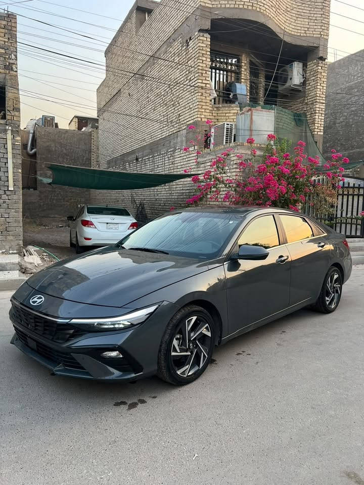 🚘 Hyundai Elantra Hybrid 2024 Limited وارد أمريكي 🇺🇸

✨ Limited – فل أوبشن
🔹لون رصاصي غامق موضح بالصور
🔹 هايبرد 1.6 GDI
🔹 قير DCT 6 سرعات
🔹 فتحة سقف كهربائية 🌙
🔹 جلد H-Tex
🔹 مقاعد أمامية تبريد + تسخين 🔥❄️
🔹 كرسي سائق كهربائي + ذاكرة
🔹 شاشة وسطية 10.25” + شاشة عدادات رقمية 10.25”
🔹 Navigation + Apple CarPlay + Android Auto
🔹 شحن لاسلكي 📱
🔹 نظام صوت Bose Premium 🔊
🔹 Smart Key + تشغيل عن بُعد
🔹 Smart Trunk
🔹 LED أمامي وخلفي
🔹 جنوط 17”
🔹 كاميرا خلفية + حساسات
🔹 Blind Spot + Rear Cross Traffic
🔹 Lane Keep Assist
🔹 Smart Cruise Control
🔹 Forward Collision Avoidance
🔹 Highway Driving Assist
🔹 أنظمة أمان متكاملة

⛽ اقتصادية جداً بالوقود ومناسبة للاستخدام اليومي
 
للاستفسار على الرقم ***********
                                                  ***********
