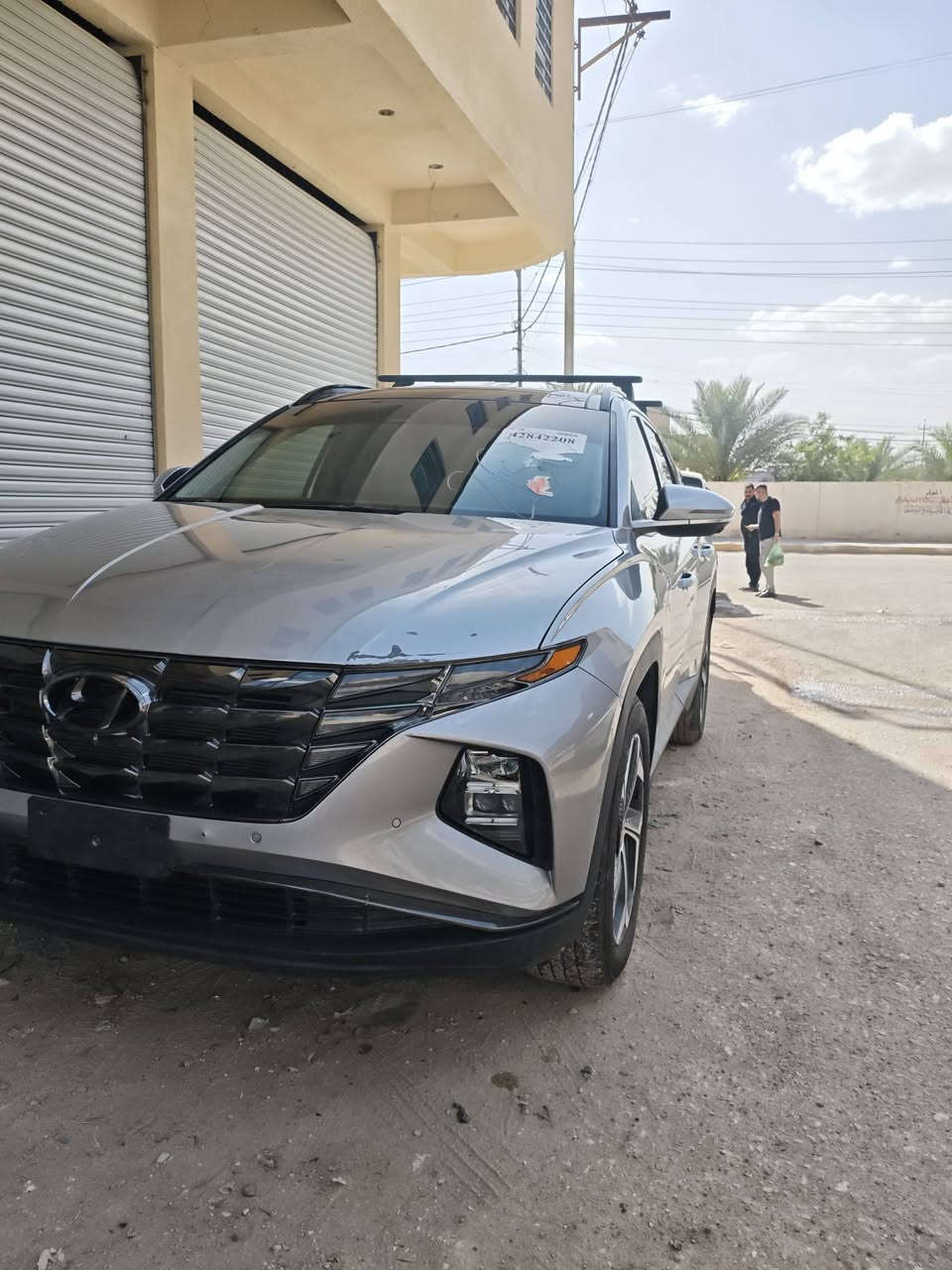 السلام عليكم 
Hyundai Tucson 2024 
للبيع 
رقم بابل 
فول مواصفات واحد على واحد 
تحديد مسار
 تدفئة كشنات امامي خلفي 
تبريد كشنات امامي 
كامرات 360 
قيادة ذاتية 
تقديم و تأخير بالبصمة 
بنوراما 
داخل ابيض 
ركن آلي 
بدون صبغ ضرر فقط بنيد و رجع على البارد و على حالة بدون قطرة صبغ 
بدون دواخل ممشاها 30 الف كيلو  
***********
مكان بابل حلة
