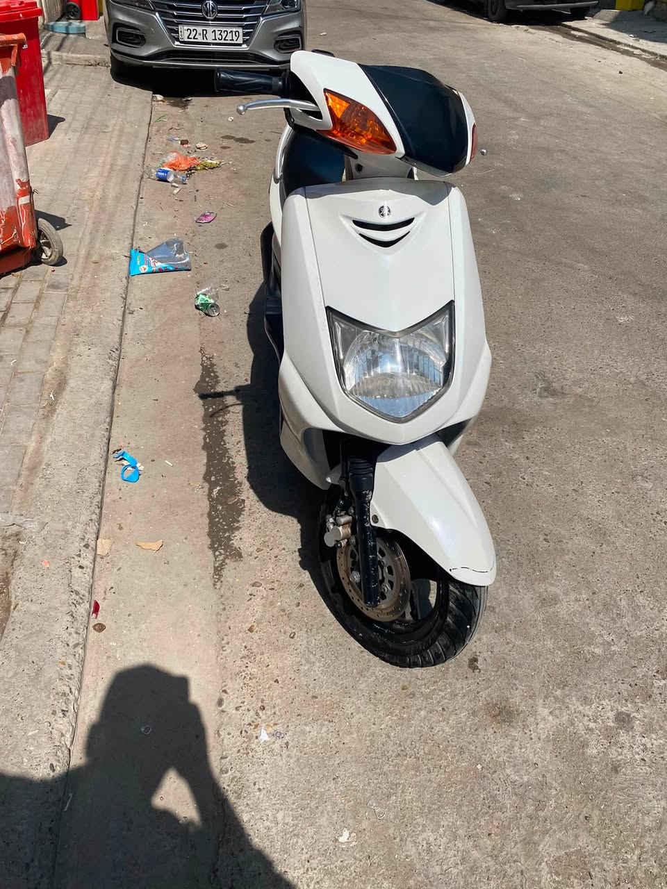 يابانية 110  دراجه بل جيس ماشية 22 اوراقها موجوده ورايدها بمليون وميه الموشراي ليتعبني 

مكاني بغداد الشعب ***********
