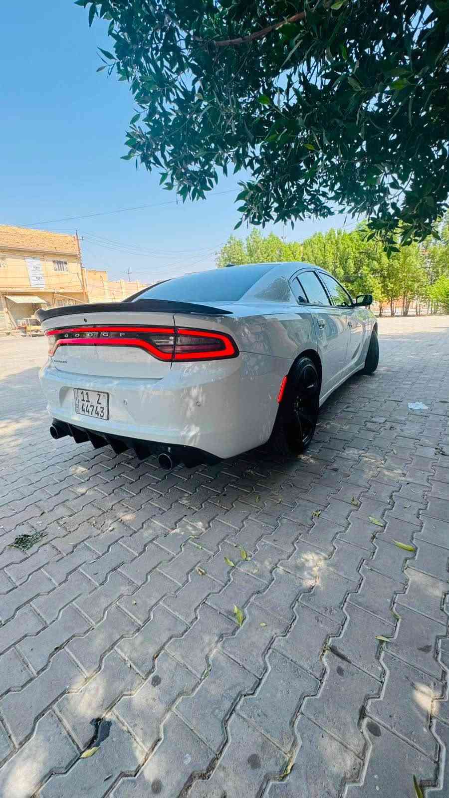 جارجر موديل 2015
بغداد باسمي تحويل ثاني يوم 
فول عده فتحه 
حادثها جاملغ وبنيد وجاملغ خلفي 
السعر 150$ وبيها مجال 

الاستفسار الاتصال 

*********** النجف, العراق
