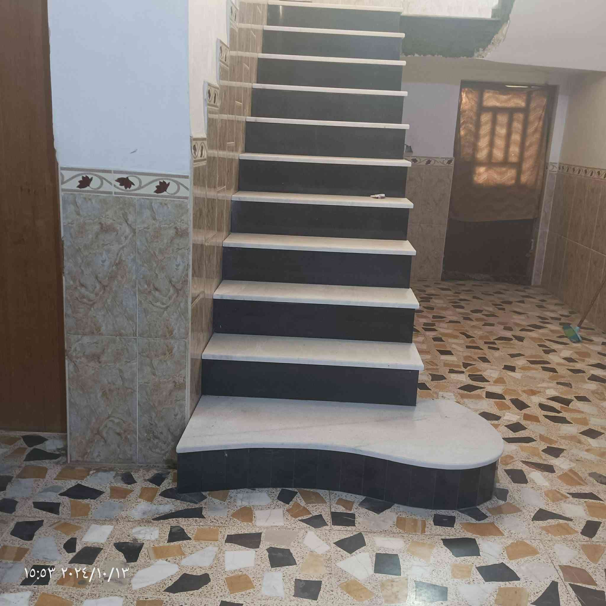 يوجد خلفه سراميك واحد هيت وشقل مرتب اتصال ‏‪***********‬‏
