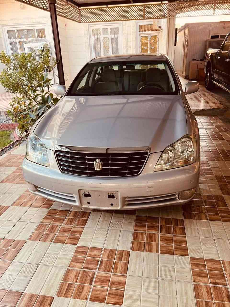 شاهينه كص جاهزه 
گير محرك حداديه كفاله 
دكمتين شاصي 82
السعر 38
للاستفسار الاتصال 
0770$436190
***********
