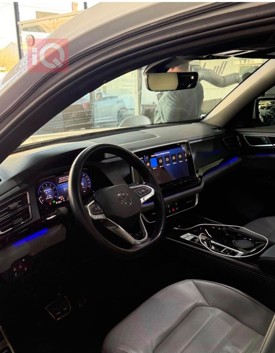 Volkswagen Atllas SEL.R Line 2024
فول مواسه فاتي داتاشو 
٣٥.٠٠٠ كم رويشتووه
گير و مكينه و حماوه كاره باسات پيش و پشت و ايرباك سوكان و ده ژبول به شه رته
٢ دركه ي سبوعه
ناو كريمي
سعري  310 مجاليكي كم 
*********** أربيل, العراق

نص مكتوب في الصور:
- iQ
- هذا من فضل ربي