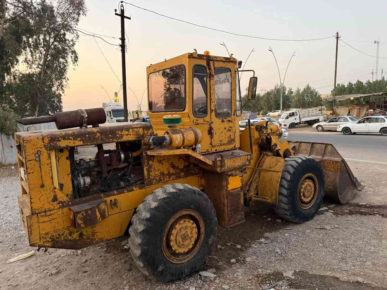 سلام عليكم شفل كاوسكي موديل 81 حجم 70 عادي محرك بي كير محرك مكفولات تركم تايرات زوج جدد وزوج نص عمر كهربائيات كلها شغاله بريك 4 اوياله رفع دفع خير من الله رقم ميسان سنويه شرط التحويل سنويه نافذه السعر 145 وبي مجال مكان ديالى كنعان معرض ارشد الاستفسار ***********

نص مكتوب في الصور:
- ***********
