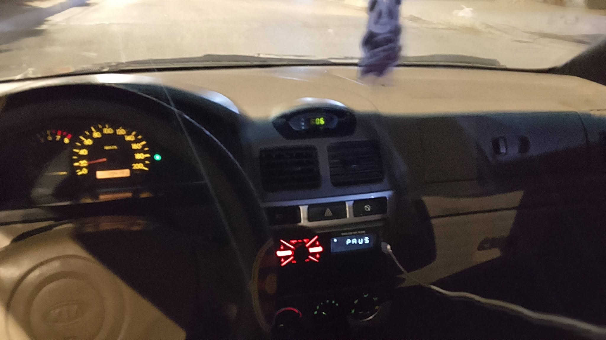 كيا ريو • ٢٠٠٥ • رقم نجف