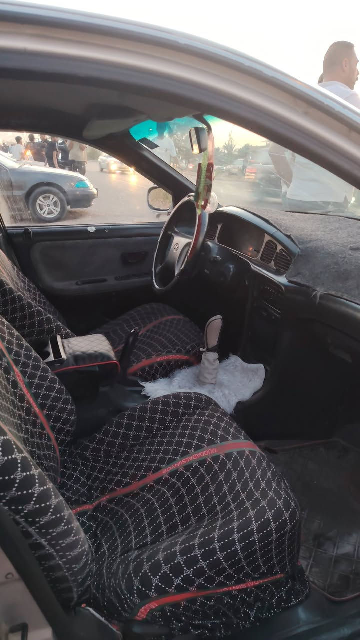 سوناتا2
موديل 1994
مصبوغه حزام 
محرك كير مكفولات 
صدر امامي خلفي جديد 
رقم بغداد بسمي 
كلشي شغال بيها تجي تفحص وتشوف بعينك 
خاص ما متواجد الشراي يتصل ***********
