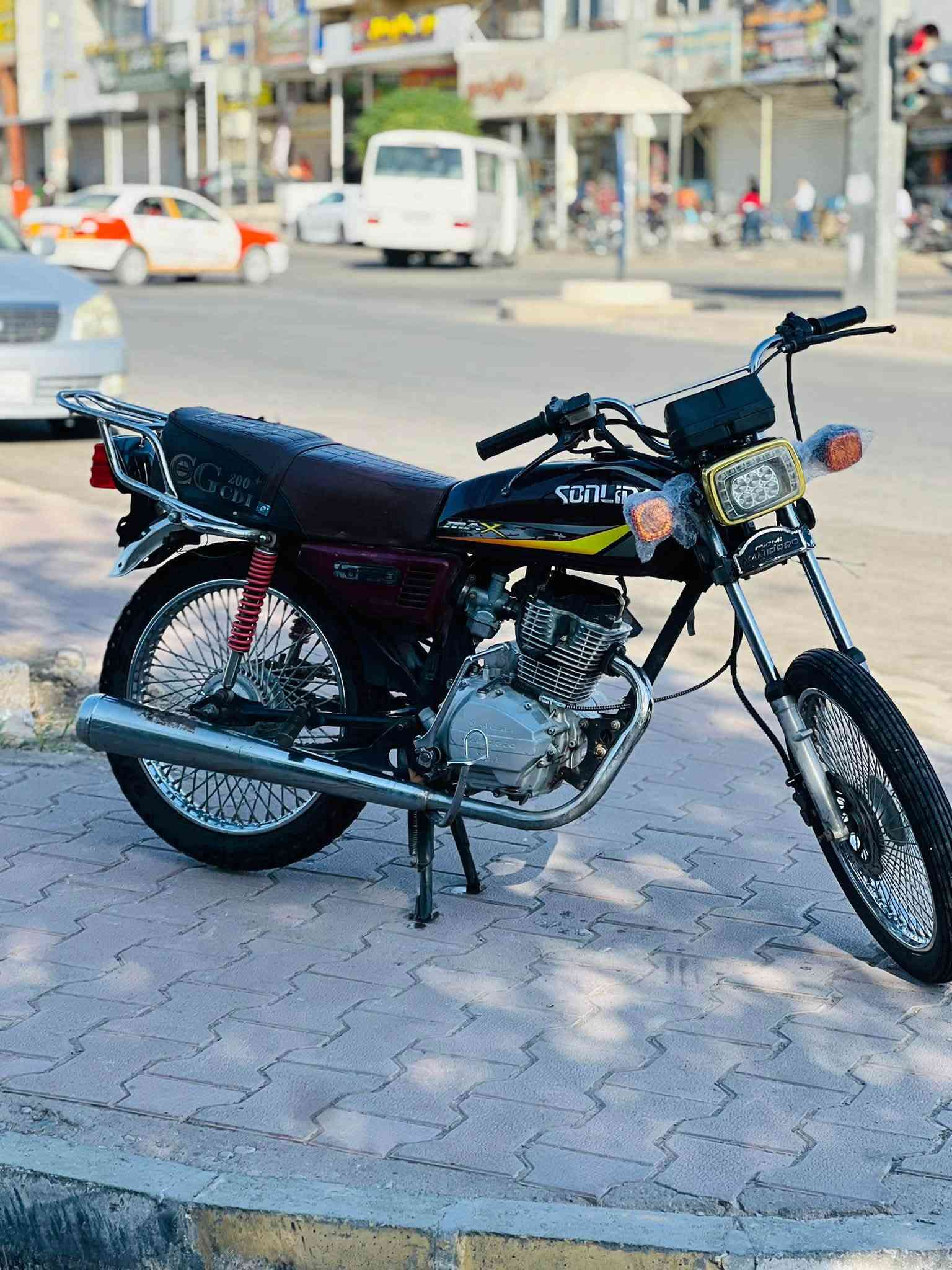 بؤ فرؤشتن و گؤرينه وه NamipRro2023  دبلل Rr مه كينه كه پس كامل كاره بايي 150 سلف زور زور به قه وه ته ماله كه جايزه سعري هه رزانه370  شوين سليماني *********** ده ستت خوش ئه دمين
