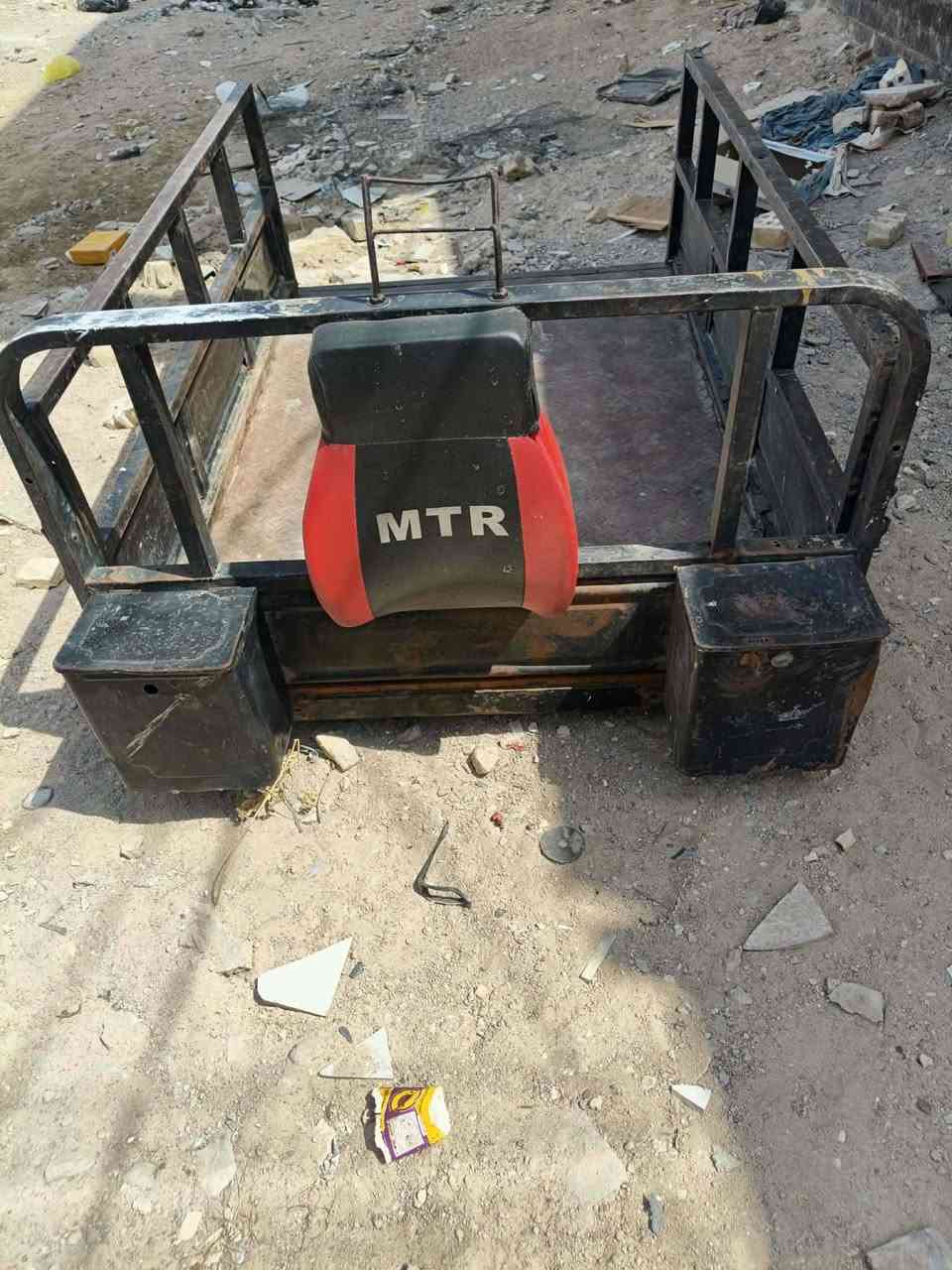 السلام عليكم بدي للبيع نضيف مديل 20 رقمي***********
