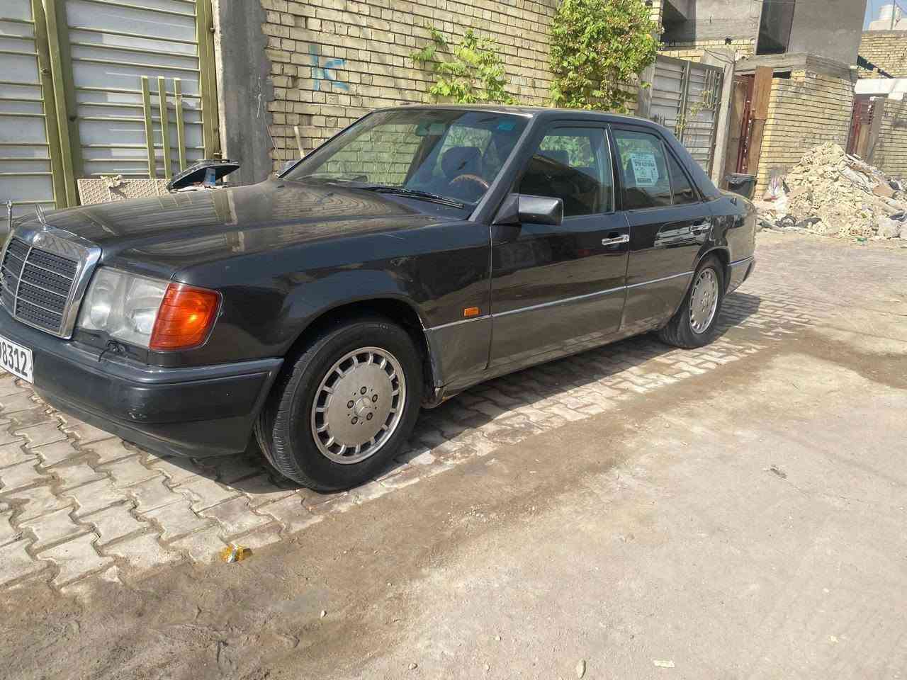 مارسيدس دب 1991 بغداد
السياره بلاد مكينه قواعد دبل داخل
السياره جديده بمعنى الكلمة متعوب عليهه
  عنكبوت 300
كير مكينه تبريد كله بشرط
السياره مغلفه عازل حراري وصوت
مدوشمه بلاد
مصبوغه عام
السياره جاهزه وبلعافيه ع الياخذه
مكانه بغداد /البلديات / مدينه الصدر 
 السعر 84
***********
