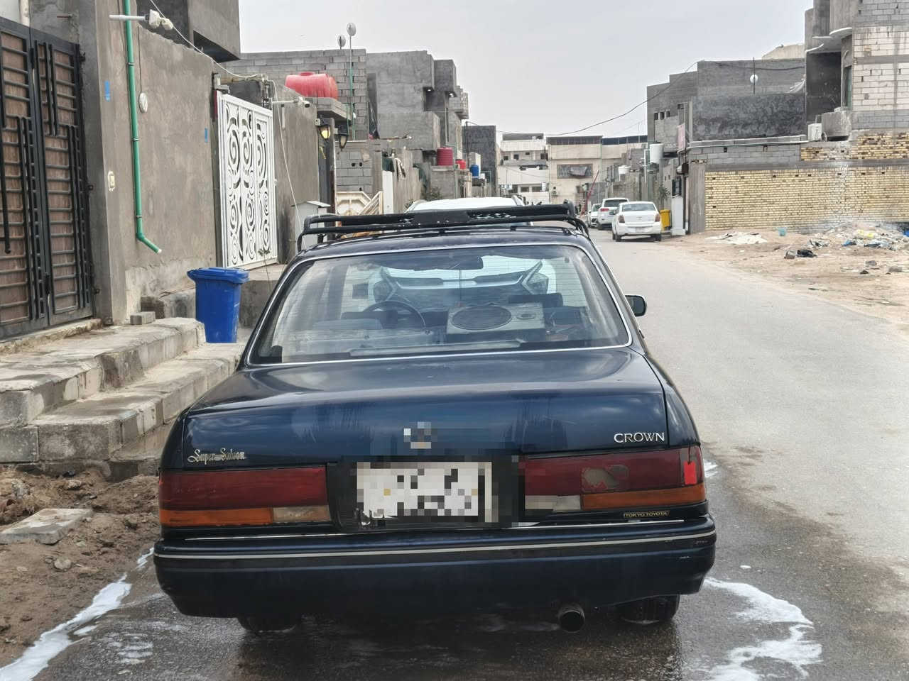 ارنب مديل 92 رقم انكليزي الجديد السياره ب اسمي مصبوغه عام  وبيها جراد بلقماره   السياره بيها حادث ومرجع على البارد صوره الحادث موجوده الباقي مكفول  المكينه مجفته قبل شهرين والكير جديد  كهربائات تعبانه   سعرها 40 وبيها مجال *********** مكان السياره بصره حي بغداد قرب سجن حمدان
