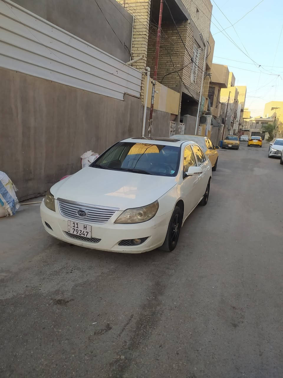 Byd f6 2012
سياره نظيفة كير مكينة حداديه خير من الله بسمنه بيها صبغ جاملغ جهة السائق ونص الباب بدون دواخل مكاني بغداد الغزالية السعر 55 وبيها مجال قليل 
النواقص 
1مشط ستيرن 
وكومبريسر امانة الله اليوم طلع بي صوت  تبريدها شغال وثلج 
للستفسار 
***********
