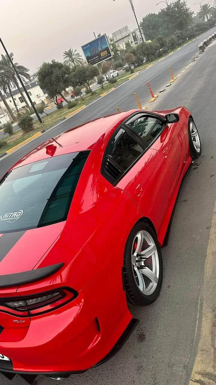 DODGE CHARGER R/T2020
دوج تشارجر
وارد امريكي  
موصفات 
:شاشه كبيره
:كشنات حضن
:تشغيل عن بعد 
:نضام سبورت 
:سستم صوت الباين
السعر 230  
لون : احمر
محرك5.7
ماشيه:50 الف mile
حادث سطحي جاملغ ونبيد بدون دواخل
السياره باسمي التحويل ثاني يوم 
العنوان بغداد . المنصور 
***********

نص مكتوب في الصور:
- قحطان الصفار سمكرة PDR فحص السيارة تكحيل صبغ بوليش تقرير الفحص النهائي : الماركة : دوج النوع : جارجر سنة الصنع : 2020 رقم العجلة : R/11/31495 خصوصي رقم الهيكل : 2C3CDXCT8LH216943 تاريخ الفحص : 2025-01-21 وقت الفحص : 04:21 pm ملاحظة : نخلي مسؤوليتنا بعد انتهاء الفحص وتسليم التقرير الى الزبون. قحطان الصفار سمكرة و صبغ و فحص السيارات الجانب الايمن يوجد رصعات الجانب الايسر يوجد صبغ في المكان المحدد المصد الخلفي لايوجد ضرر / لم يتم فحص ماتحت الفابلون الجزء العلوي المصد الامامي الدعامية والبينيد صبغ/ يوجد ضرر بكتف اللغد الايسر/ يوجد ضرر بسيط بقاعدة البراكيت الايسر تقرير الفحص النهائي للعجلة المرقمة R/11/31495 - خصوصي بتاريخ 2025-01-21 في الساعة 04:21 pm *********** قحطان الصفار لسمكرة وصبغ السيارات بغداد - شارع الربيع - قرب مطجنة الجلبي - مقابل الحرية
