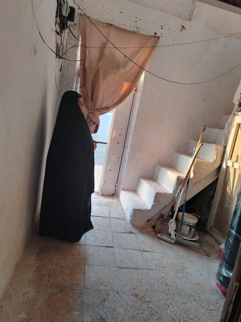 ---
*🏠 بيت للإيجار 🏠*

*✨ المواصفات:*
- *طابقين* 
- *غرفتين* 
- مناسب لعائلة صغيرة 👨‍👩‍👧
- نظيف وجاهز للسكن فوراً ✅

*💰 الإيجار: 225 ألف*
*📞 للتواصل: ************

الجادين فقط 📲
الله يسهل للجميع 🤲
---
