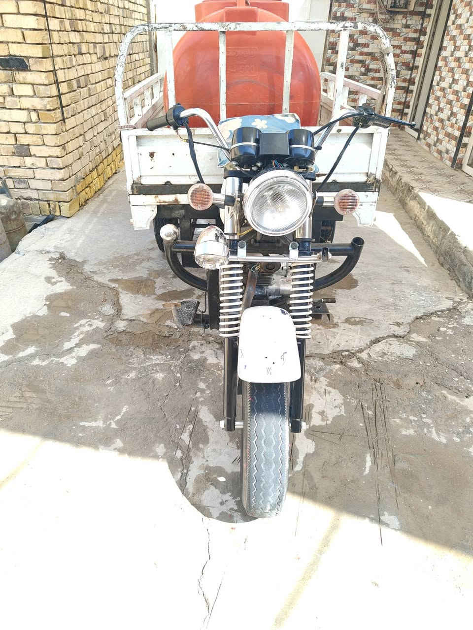 ستوته كلك لبيع نضيفه كلش ما عوزه اشي والشراي يتصل على هاذه رقم ***********
