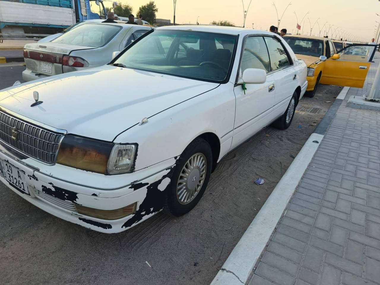 السلام عليكم 
راس الثور للبيع 
رقم كربلاء بسمي 
مكفوله من الكص ومن نقل الجثه والضربه
محرك 2 فيشه 3000 
المحرك بي ضعف بي تبخير وتنقيص
حداديه 80%100
بيها مكانات خياسات كلش قليله
طخم تاير جديد
تبريد ثلج 
شراي يتصل اتصال 
السعر 70 
العنوان البصره الزبير
*********** الزبير, البصرة
