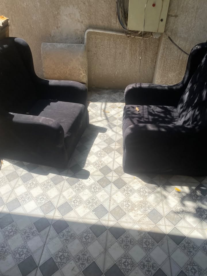 اغراض للبيع
كاونتر كامل 

ملحق +سنگ 

سعره 135

كنتور صاج چبير 

سعره 125

تخم 10 مقاعد 

سعره 150 

بنكات شغالات 

سعر الوحدة  10

واتساب ‭ ***********
