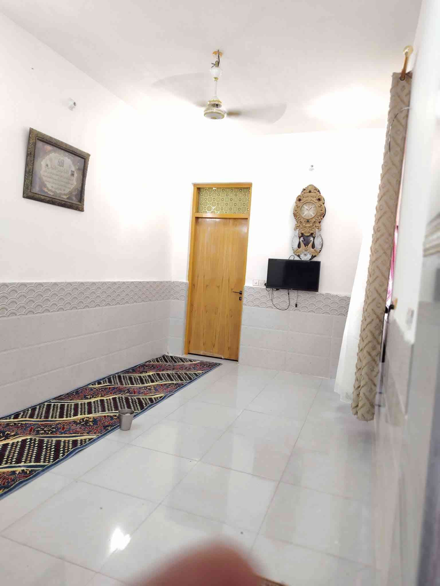 بل نجف  بيت البيع مساحه 110متر  البيت على  ساحه    مجمع بيتي ثاني مقابل مجمع سلطان سعر البيت 55ابيه مجال اتصال        على رقم  *********** *********** واتساب
